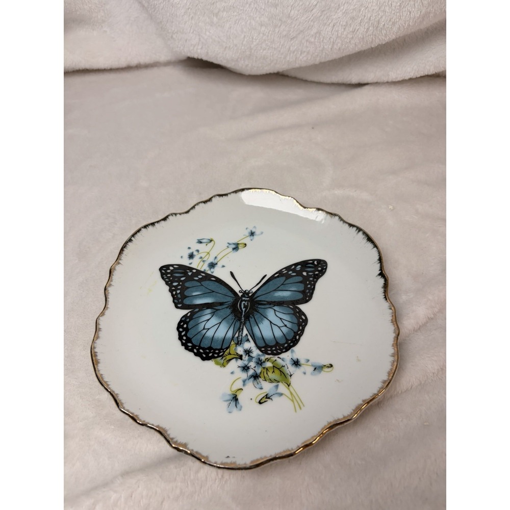 Vtg 80s Blue Butterfly Decorative Ceramic Wall Plate Scalloped Gold Trim Korea